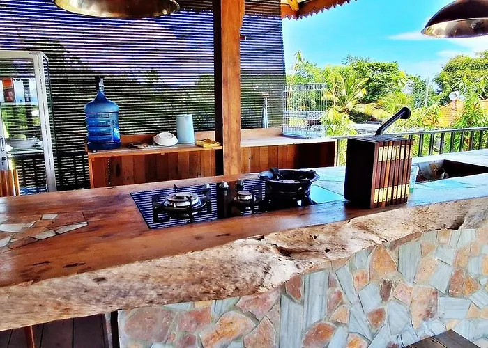 アパート Joglo Apong Beachfront